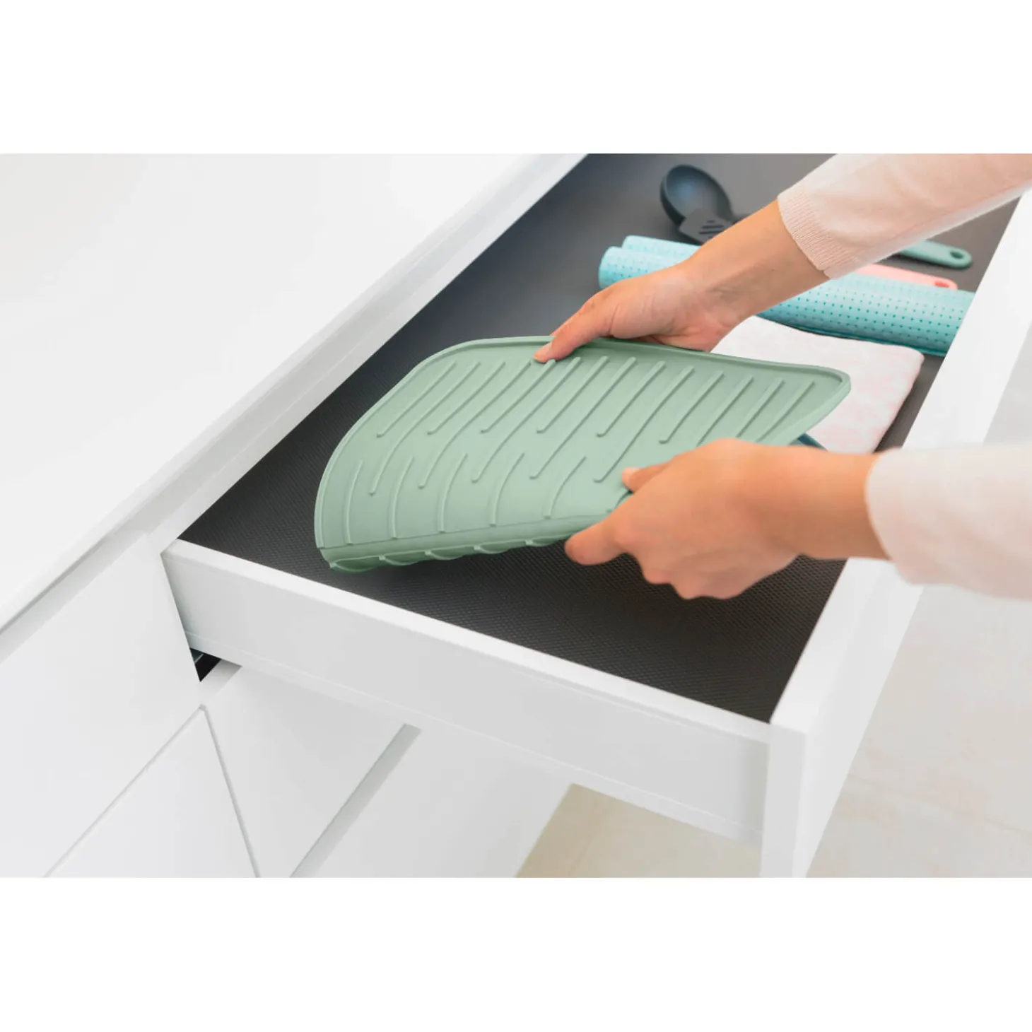 Brabantia SinkSide Silicone Dish Drying Mat - Jade Green