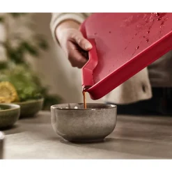 Joseph Joseph Cut&Carve Plus Multifunction Large Chopping Board - Red