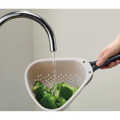Joseph Joseph Droplet Colander With Folding Handle - Small