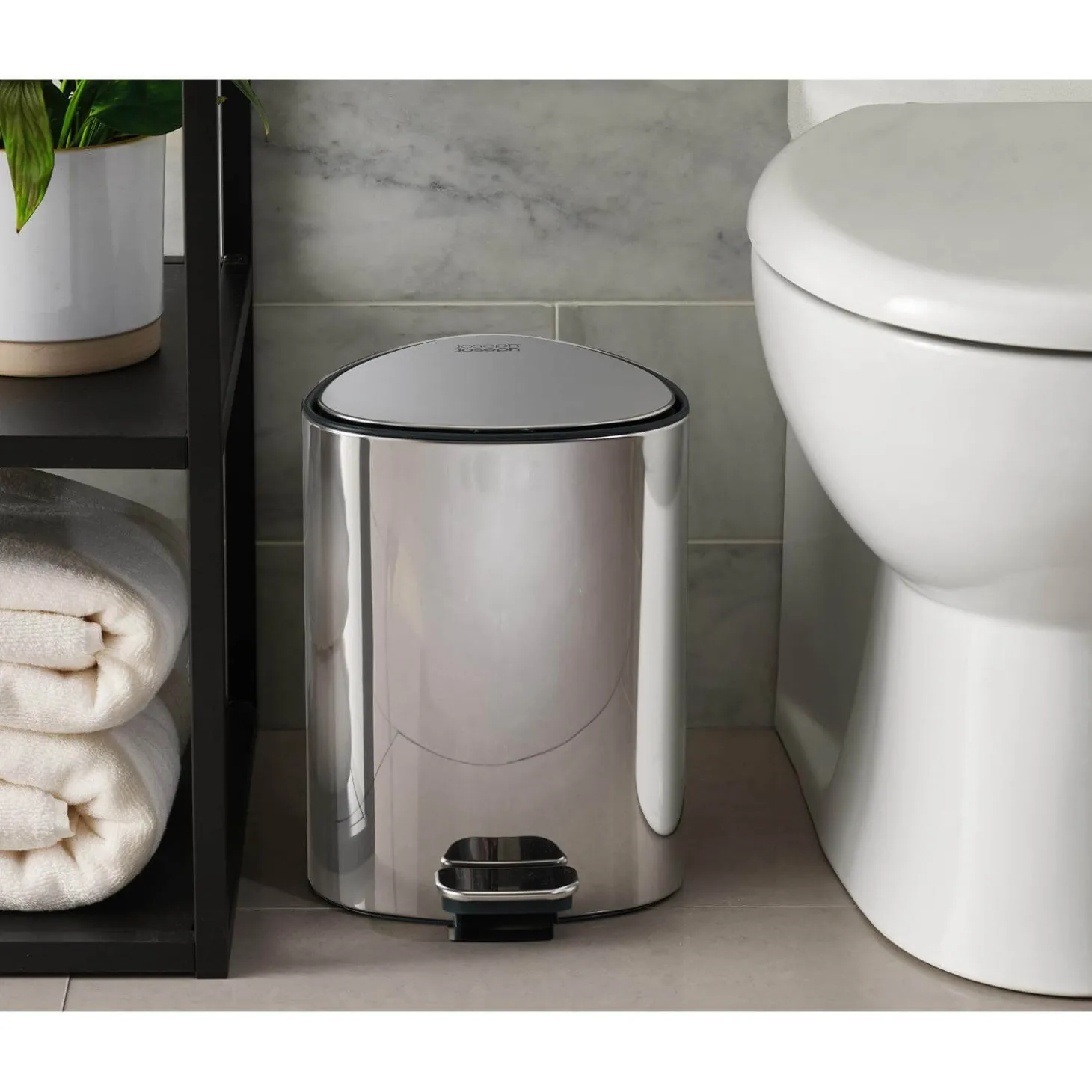 Joseph Joseph EasyStore Luxe 5-Litre Pedal Bin - Stainless Steel