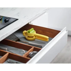 Joseph Joseph JuiceMax Dual Action Citrus Press - Yellow