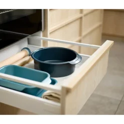 Joseph Joseph Nest™ Bake Oven 23cm Round Non-Stick Cake Tin - Blue