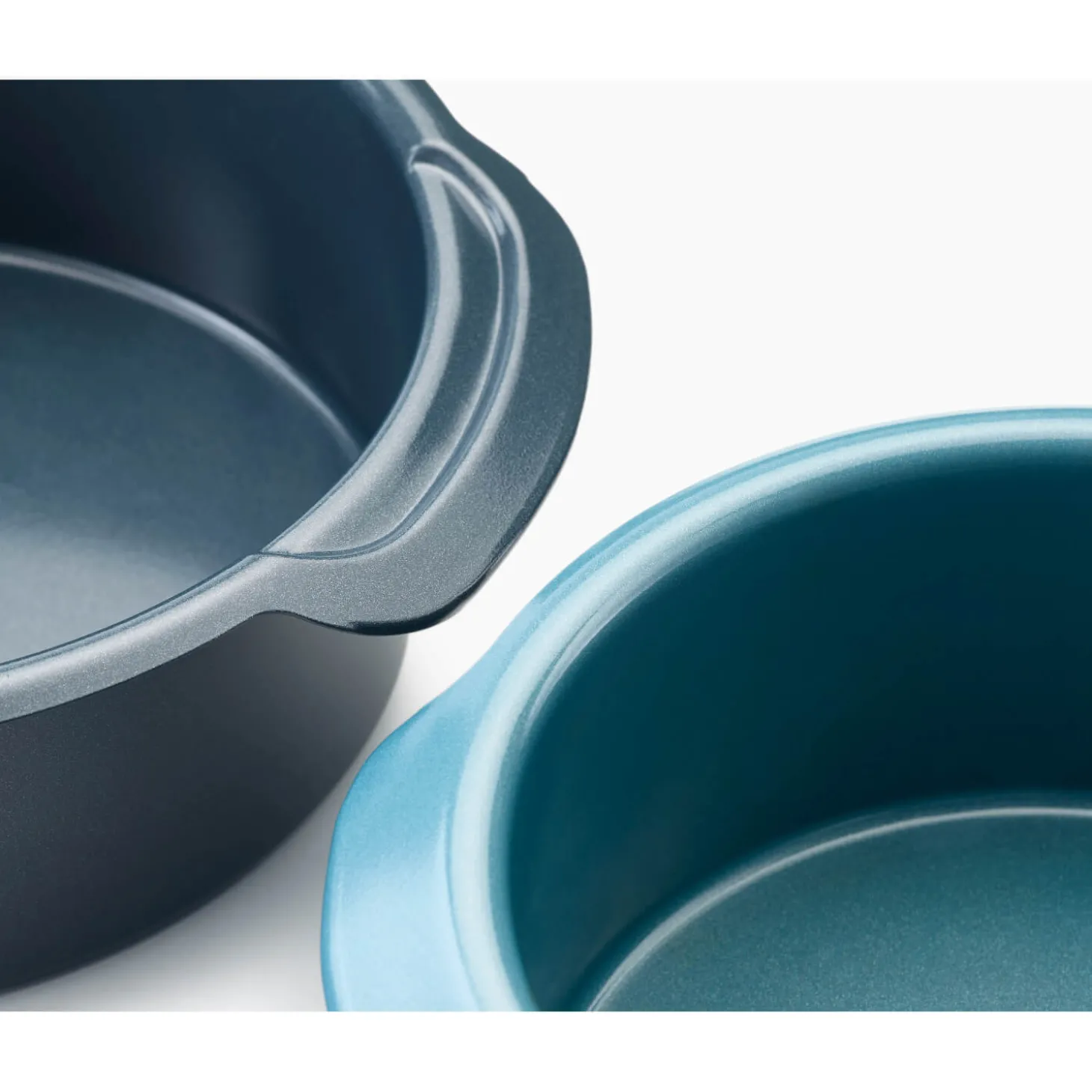 Joseph Joseph Nest™ Bake Oven Set Of 2 Round Non-Stick Cake Tins - Blue