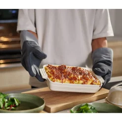 Joseph Joseph Pinch™ Easy-grip Set Of 2 Oven Gloves - Grey