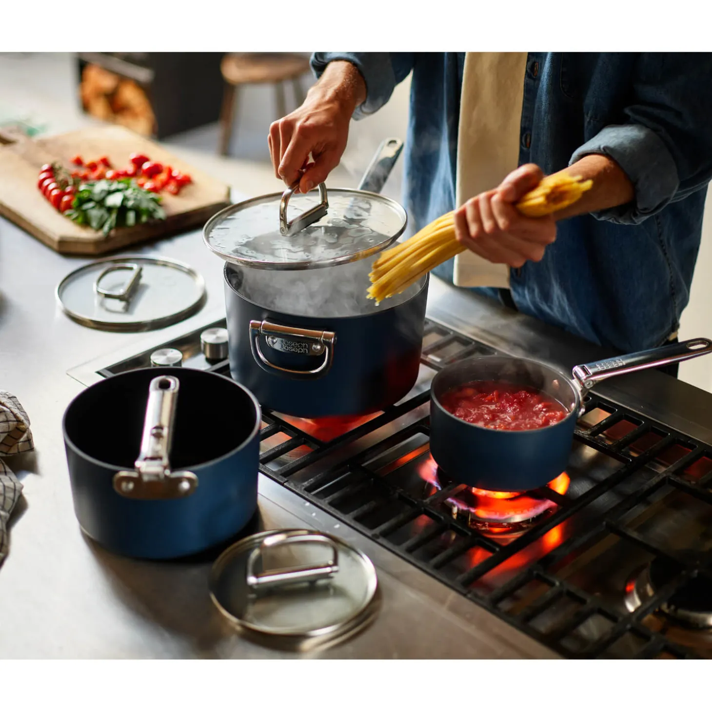 Joseph Joseph Space 23cm Non-Stick Folding Handle Saucepan & Lid - Midnight Blue