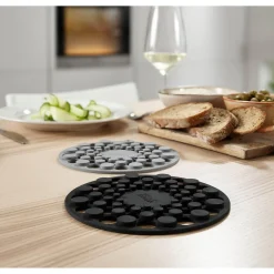 Joseph Joseph Spot-On Silicone Trivets - Set of 2