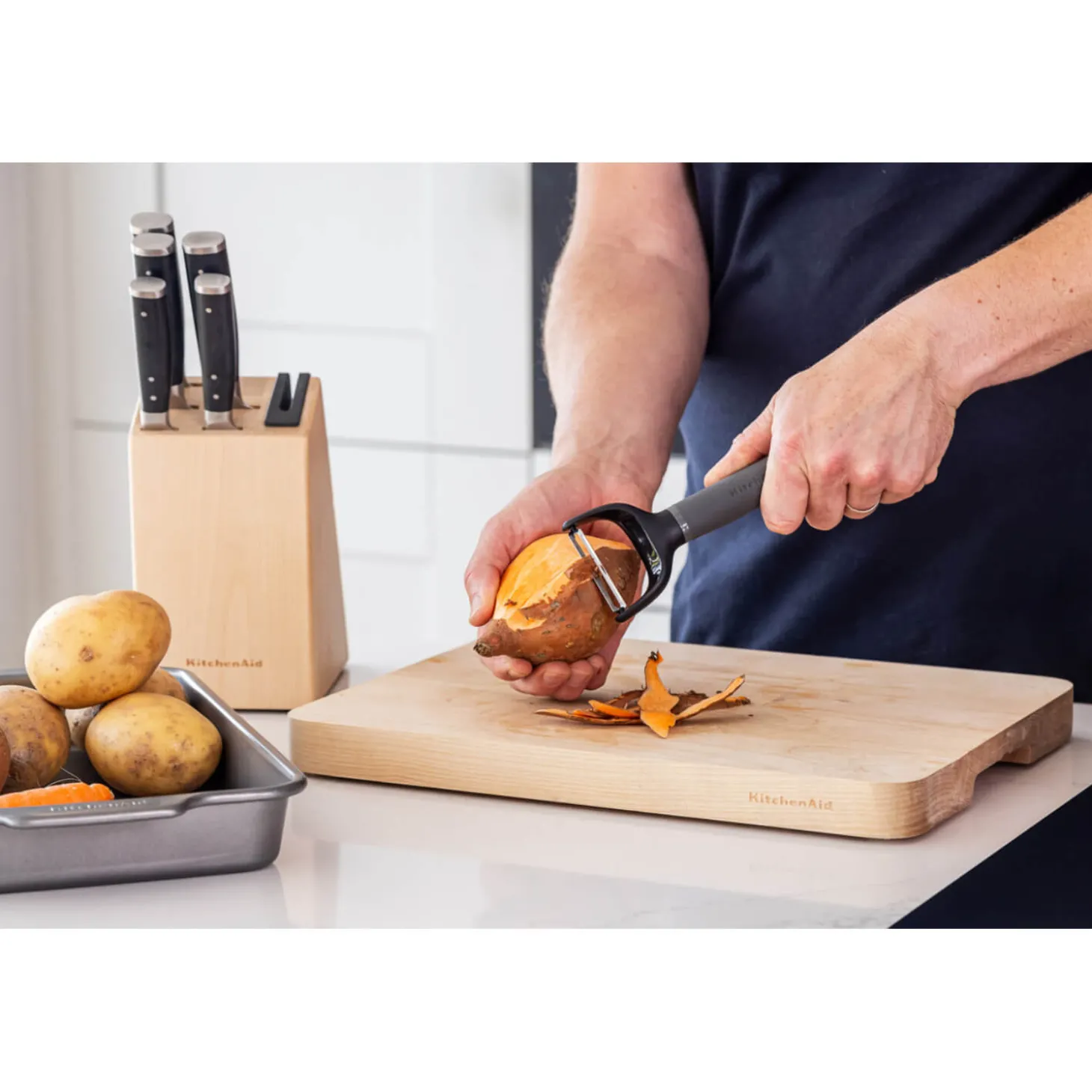 KitchenAid Soft Grip Y Peeler - Charcoal Grey