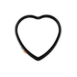 Le Creuset 25cm Heart Shape Non-Stick Springform Cake Tin