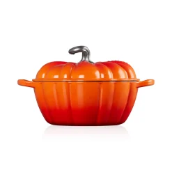 Le Creuset Halloween Cast Iron 24cm Pumpkin Casserole Dish - Volcanic