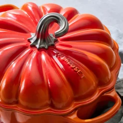 Le Creuset Halloween Cast Iron 24cm Pumpkin Casserole Dish - Volcanic