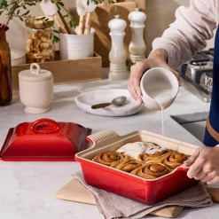 Le Creuset Heritage Stoneware 23cm Square Dish with Lid - Cerise