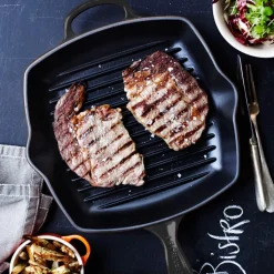 Le Creuset Signature Cast Iron 26cm Square Grillit - Satin Black