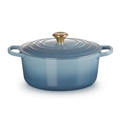 Le Creuset Signature Cast Iron 28cm Round Casserole - Chambray