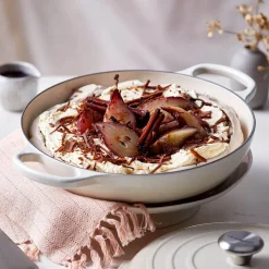 Le Creuset Signature Cast Iron 26cm Shallow Casserole - Meringue