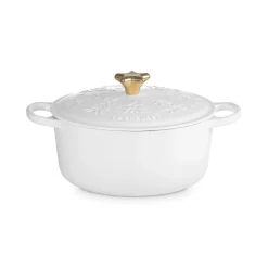 Le Creuset Signature Cast Iron 24cm Christmas Noel Casserole - Cotton