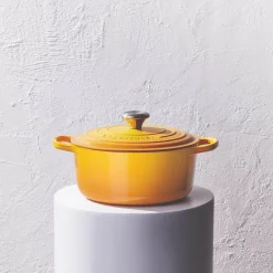 Le Creuset Signature Cast Iron 24cm Round Casserole - Nectar