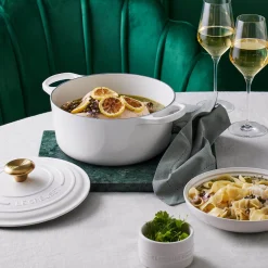 Le Creuset Signature Cast Iron 28cm Round Casserole - White