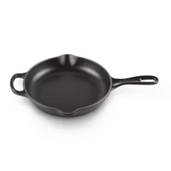 Le Creuset Signature Cast Iron 23cm Round Skillet - Satin Black