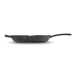 Le Creuset Signature Cast Iron 23cm Round Skillet - Satin Black