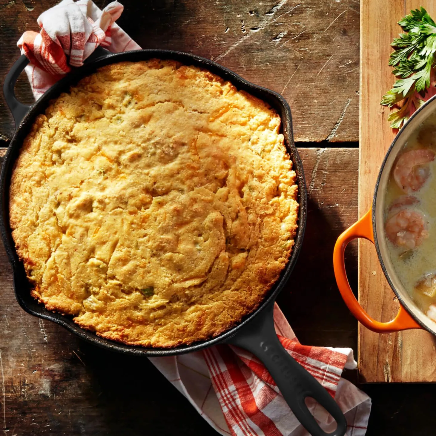 Le Creuset Signature Cast Iron 23cm Round Skillet - Satin Black