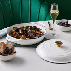 Le Creuset Signature Cast Iron 30cm Shallow Round Casserole - White