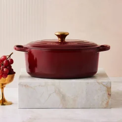 Le Creuset Signature Cast Iron 29cm Oval Casserole - Garnet