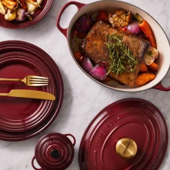 Le Creuset Signature Cast Iron 29cm Oval Casserole - Garnet
