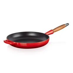 Le Creuset Signature Cast Iron 28cm Frying Pan - Cerise
