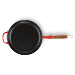 Le Creuset Signature Cast Iron 28cm Frying Pan - Cerise