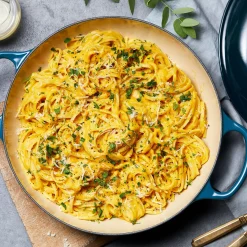 Le Creuset Signature Cast Iron 26cm Shallow Casserole - Deep Teal