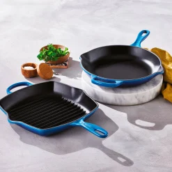 Le Creuset Signature Cast Iron 23cm Round Skillet - Azure