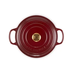 Le Creuset Signature Cast Iron 22cm Round Casserole - Garnet