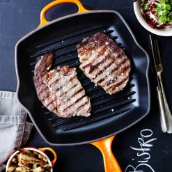 Le Creuset Signature Cast Iron 26cm Square Grillit - Volcanic