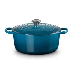 Le Creuset Signature Cast Iron 28cm Round Casserole - Deep Teal