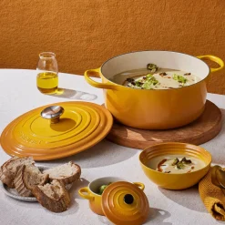 Le Creuset Signature Cast Iron 28cm Round Casserole - Nectar