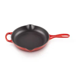 Le Creuset Signature Cast Iron 23cm Round Skillet - Cerise