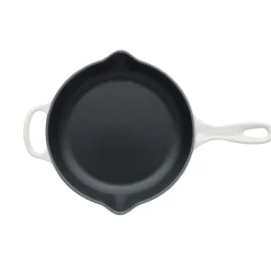 Le Creuset Signature Cast Iron 23cm Round Skillet - Meringue
