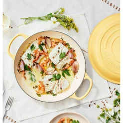 Le Creuset Signature Cast Iron 20cm Round Casserole - Camomille