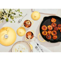 Le Creuset Signature Cast Iron 20cm Round Casserole - Camomille