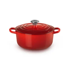 Le Creuset Signature Cast Iron 20cm Round Casserole - Cerise