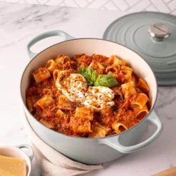 Le Creuset Signature 28cm Cast Iron Round Casserole - Sea Salt