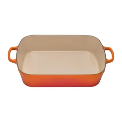 Le Creuset Signature 33cm Cast Iron Roaster - Volcanic