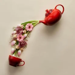 Le Creuset Stoneware Classic Teapot - Cerise