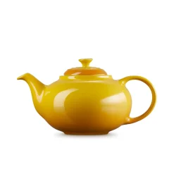 Le Creuset Stoneware Classic Teapot - Nectar