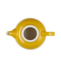 Le Creuset Stoneware Classic Teapot - Nectar