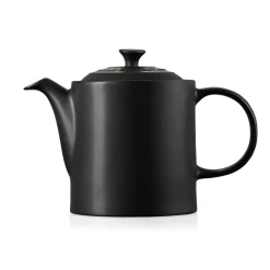 Le Creuset Stoneware Grand Teapot - Satin Black