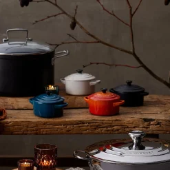 Le Creuset Stoneware Petite Round Casserole - Satin Black