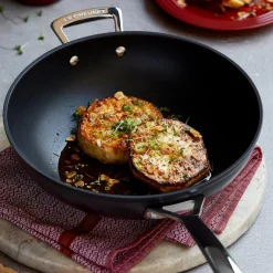 Le Creuset Toughened Non-Stick Stir Fry Pan - 30cm