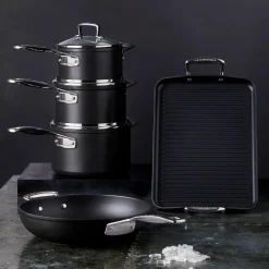 Le Creuset Toughened Non-Stick Saucepan With Glass Lid - 18cm