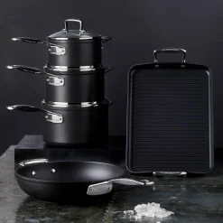 Le Creuset Toughened Non-Stick Saucepan With Glass Lid - 20cm